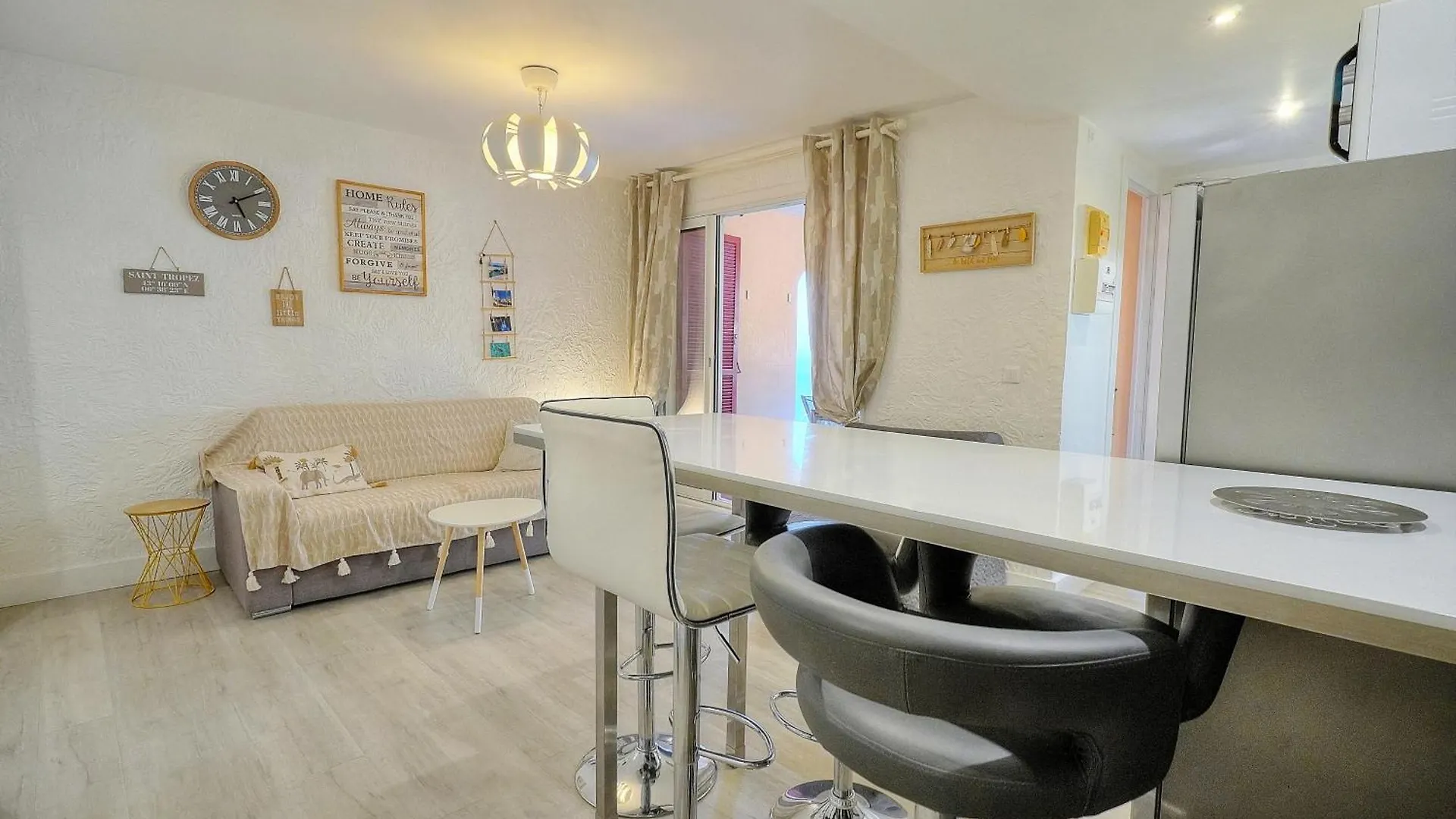 Havre De Paix A Deux Pas Du Centre Ville Et De La Plage Cavalaire-sur-Mer Apartamento